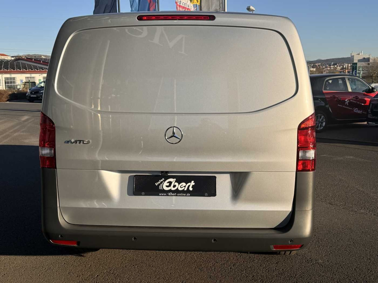 Mercedes-Benz eVito 112 Audio 30 Sitzheizung Kamera Tempomat - Malá dodávka, Elektrická dodávka: obrázek 5 Mercedes-Benz eVito 112 Audio 30 Sitzheizung Kamera Tempomat - Malá dodávka, Elektrická dodávka: obrázek 5