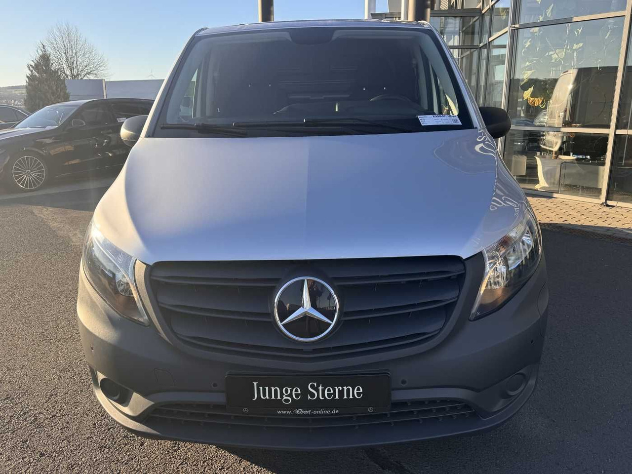 Mercedes-Benz eVito 112 Audio 30 Sitzheizung Kamera Tempomat - Malá dodávka, Elektrická dodávka: obrázek 2 Mercedes-Benz eVito 112 Audio 30 Sitzheizung Kamera Tempomat - Malá dodávka, Elektrická dodávka: obrázek 2