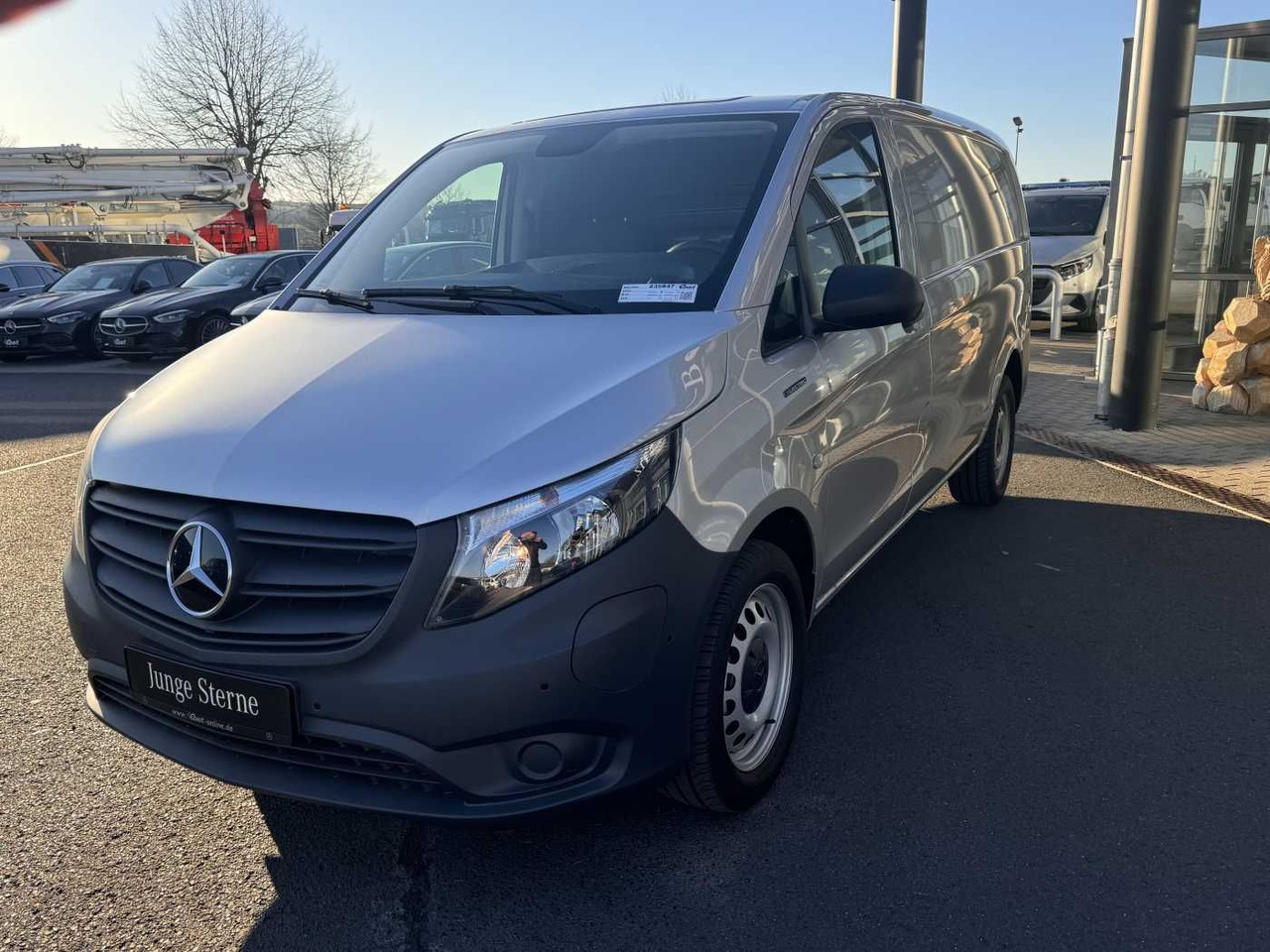 Mercedes-Benz eVito 112 Audio 30 Sitzheizung Kamera Tempomat - Malá dodávka, Elektrická dodávka: obrázek 3 Mercedes-Benz eVito 112 Audio 30 Sitzheizung Kamera Tempomat - Malá dodávka, Elektrická dodávka: obrázek 3