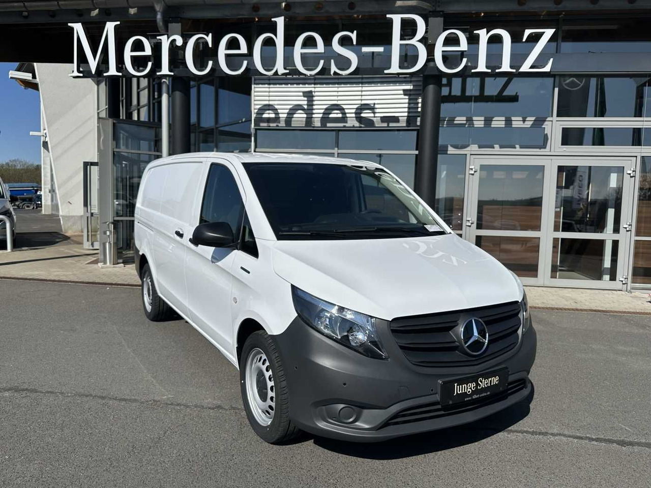 Mercedes-Benz eVito 112 Klima Kamera Audio 30 Sitzheiz Tempom. - Malá dodávka, Elektrická dodávka: obrázek 1 Mercedes-Benz eVito 112 Klima Kamera Audio 30 Sitzheiz Tempom. - Malá dodávka, Elektrická dodávka: obrázek 1