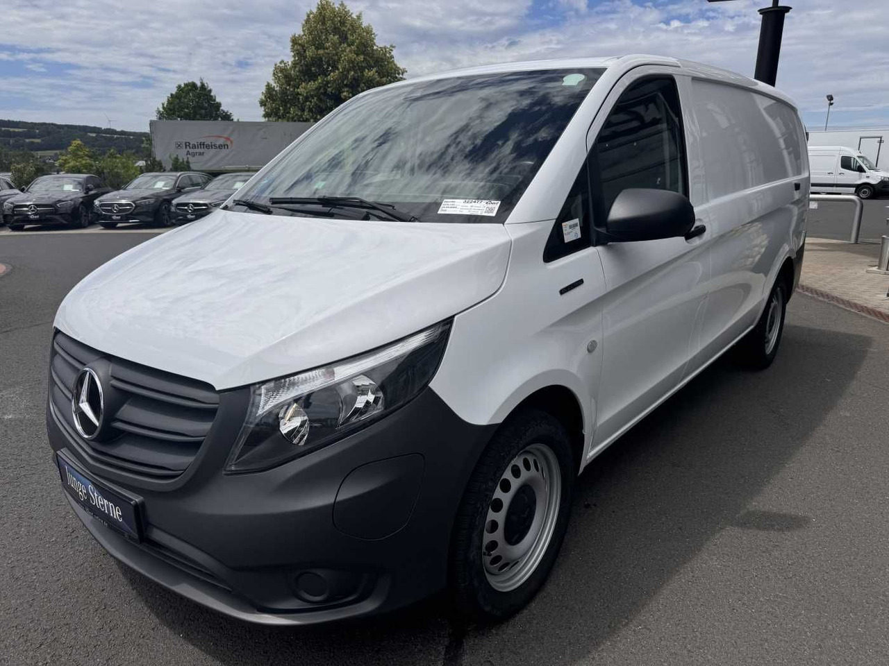 Mercedes-Benz eVito 112 Klima Kamera Navi SHZ Tempomat - Malá dodávka, Elektrická dodávka: obrázek 3 Mercedes-Benz eVito 112 Klima Kamera Navi SHZ Tempomat - Malá dodávka, Elektrická dodávka: obrázek 3