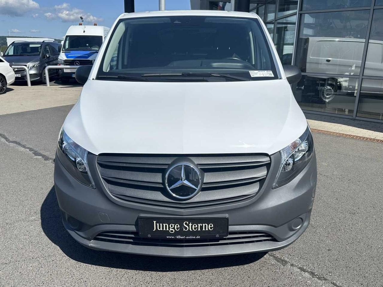 Mercedes-Benz eVito 112 Klima Kamera Navi SHZ Tempomat - Malá dodávka, Elektrická dodávka: obrázek 2 Mercedes-Benz eVito 112 Klima Kamera Navi SHZ Tempomat - Malá dodávka, Elektrická dodávka: obrázek 2