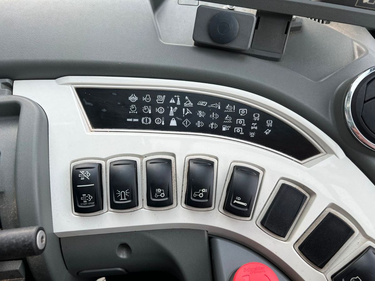 Kolový nakladač Merlo P35.11 / nur 148h! /  Pratzenabstützung: obrázek 23