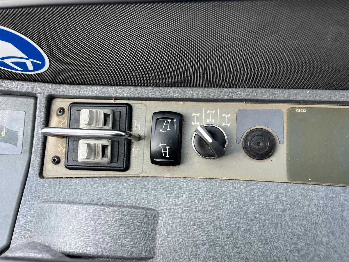 Kolový nakladač Merlo P35.11 / nur 148h! /  Pratzenabstützung: obrázek 20