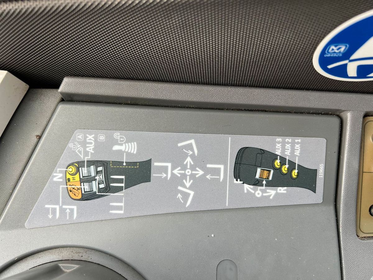 Kolový nakladač Merlo P35.11 / nur 148h! /  Pratzenabstützung: obrázek 21