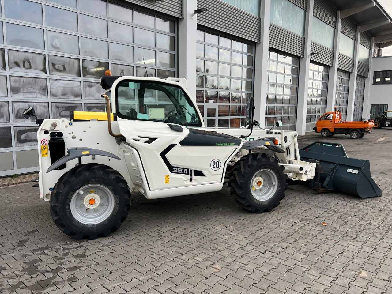 Merlo P35.11 / nur 148h! / Pratzenabstützung - Kolový nakladač: obrázek 3 Merlo P35.11 / nur 148h! / Pratzenabstützung - Kolový nakladač: obrázek 3