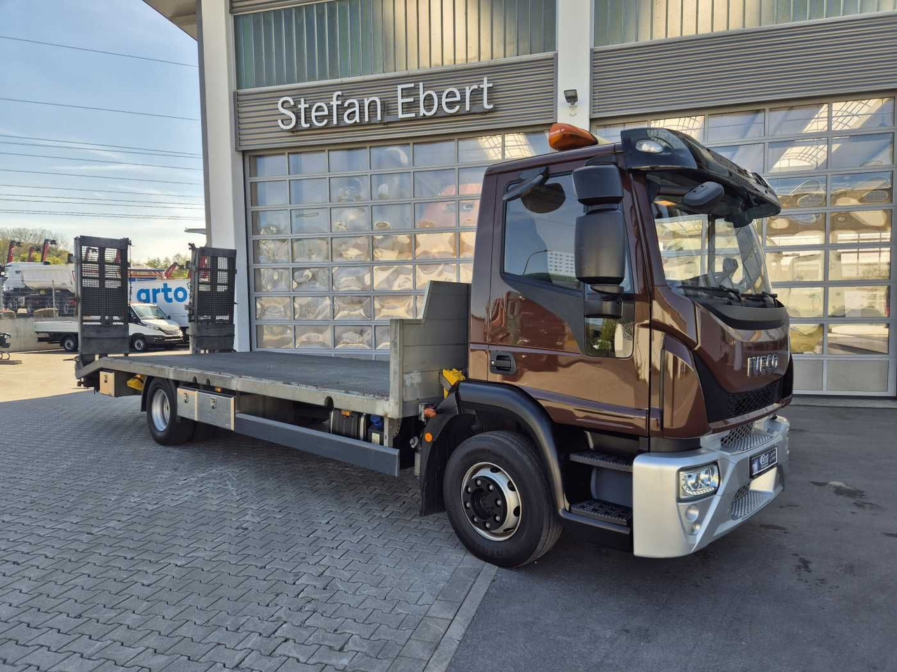 Iveco Eurocargo ML140E25/P Maschinentransporter Winde - Nákladní auto: obrázek 3 Iveco Eurocargo ML140E25/P Maschinentransporter Winde - Nákladní auto: obrázek 3