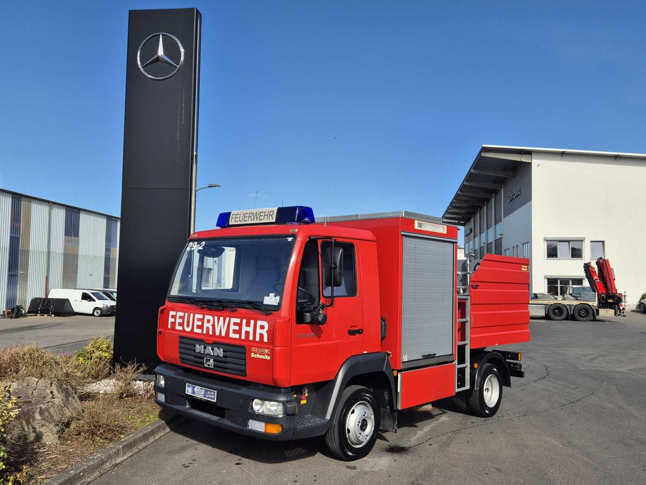MAN LE 8.150 Schaumlöschfahrzeug Schmitz SLF25/25 - Nákladní auto: obrázek 1 MAN LE 8.150 Schaumlöschfahrzeug Schmitz SLF25/25 - Nákladní auto: obrázek 1
