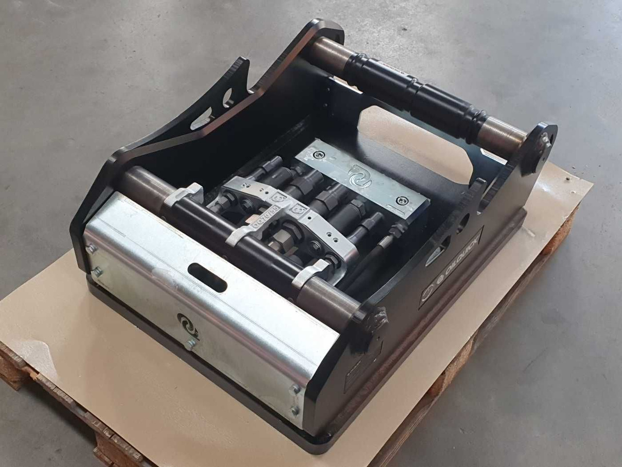 OilQuick OQ70/55 Adapterplatte für Westtech NEU - Rychloupínací: obrázek 4 OilQuick OQ70/55 Adapterplatte für Westtech NEU - Rychloupínací: obrázek 4