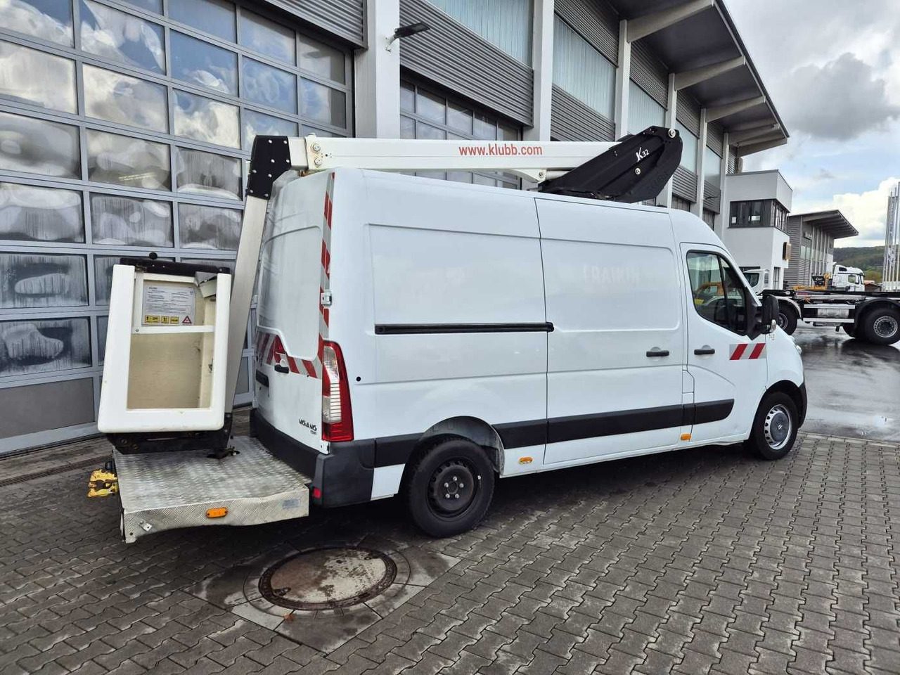 Opel Movano 2.3 CDTI /KLUBB K32, 12,5m - Autoplošina: obrázek 4 Opel Movano 2.3 CDTI /KLUBB K32, 12,5m - Autoplošina: obrázek 4