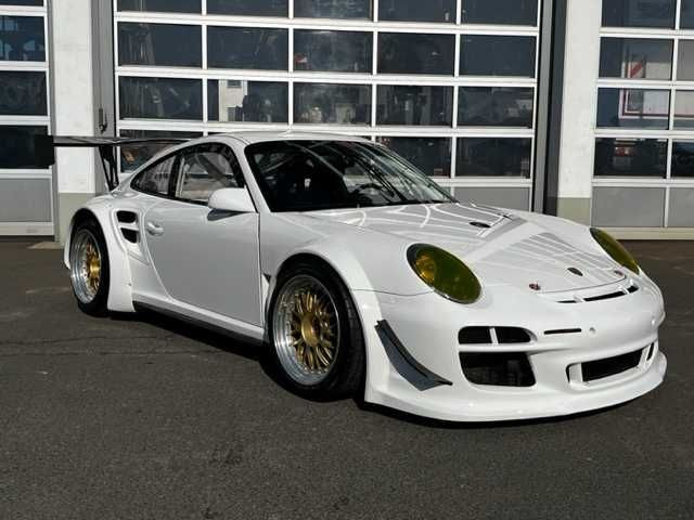 Porsche 997 GT2 RSR Rennwagen - Osobní auto: obrázek 1 Porsche 997 GT2 RSR Rennwagen - Osobní auto: obrázek 1