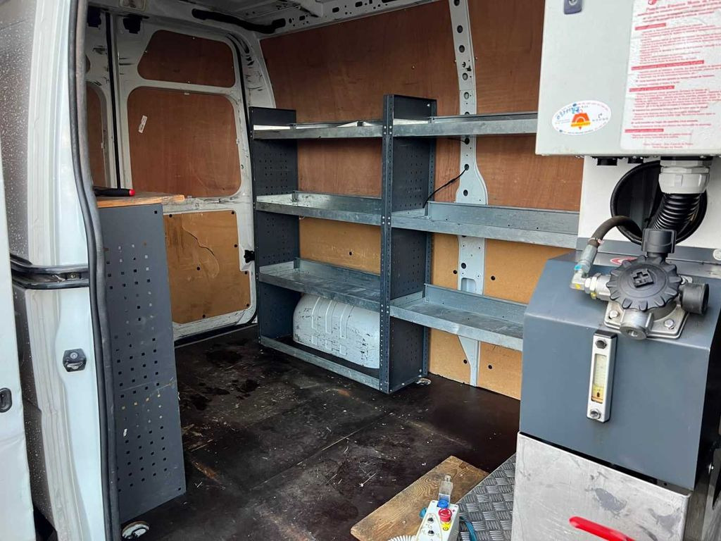 Autoplošina, Dodávka Renault Master 2.3 dCi / France Elevateur 121FT, 12m: obrázek 10