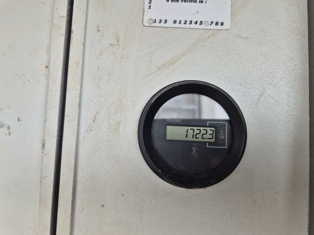 Autoplošina, Dodávka Renault Master 2.3 dCi / KLUBB K32, 12,5m Renault Master 2.3 dCi / KLUBB K32, 12,5m: obrázek 6 Autoplošina, Dodávka Renault Master 2.3 dCi / KLUBB K32, 12,5m Renault Master 2.3 dCi / KLUBB K32, 12,5m: obrázek 6