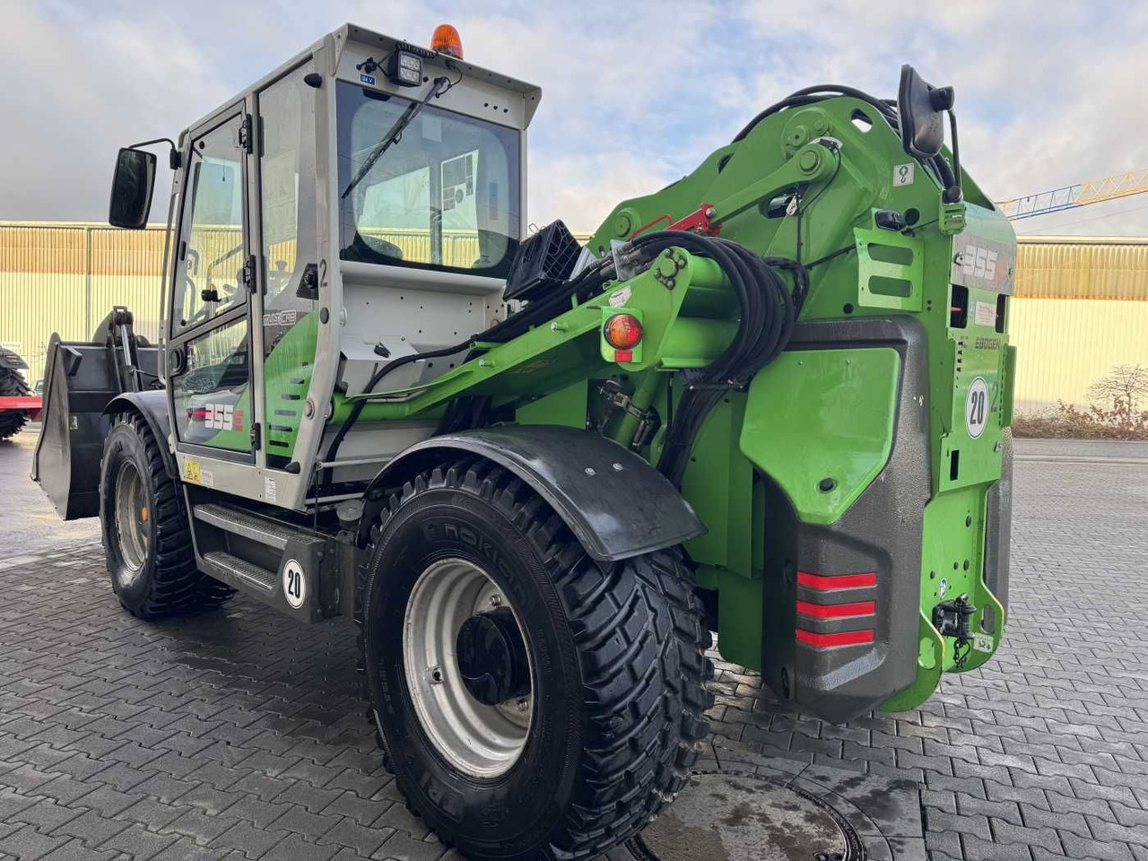 Sennebogen 355 E / Greifschaufel / nur 2.260h! - Teleskopický manipulátor: obrázek 5 Sennebogen 355 E / Greifschaufel / nur 2.260h! - Teleskopický manipulátor: obrázek 5