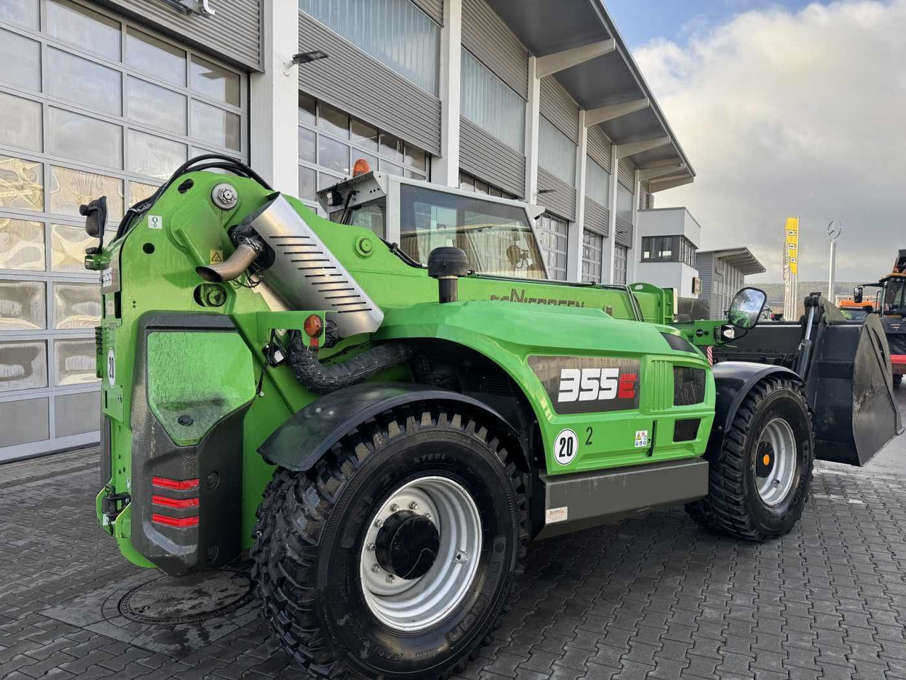 Sennebogen 355 E / Greifschaufel / nur 2.260h! - Kolový nakladač: obrázek 3 Sennebogen 355 E / Greifschaufel / nur 2.260h! - Kolový nakladač: obrázek 3