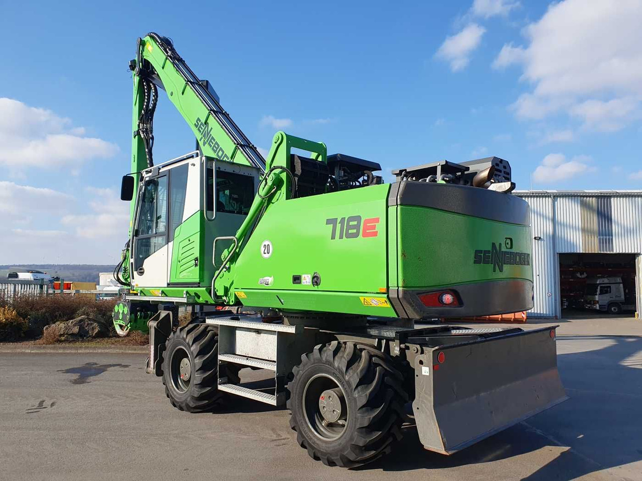 Sennebogen 718 / inkl. Albach Fällzange / nur 2.148h! - Překládkové rypadlo: obrázek 4 Sennebogen 718 / inkl. Albach Fällzange / nur 2.148h! - Překládkové rypadlo: obrázek 4