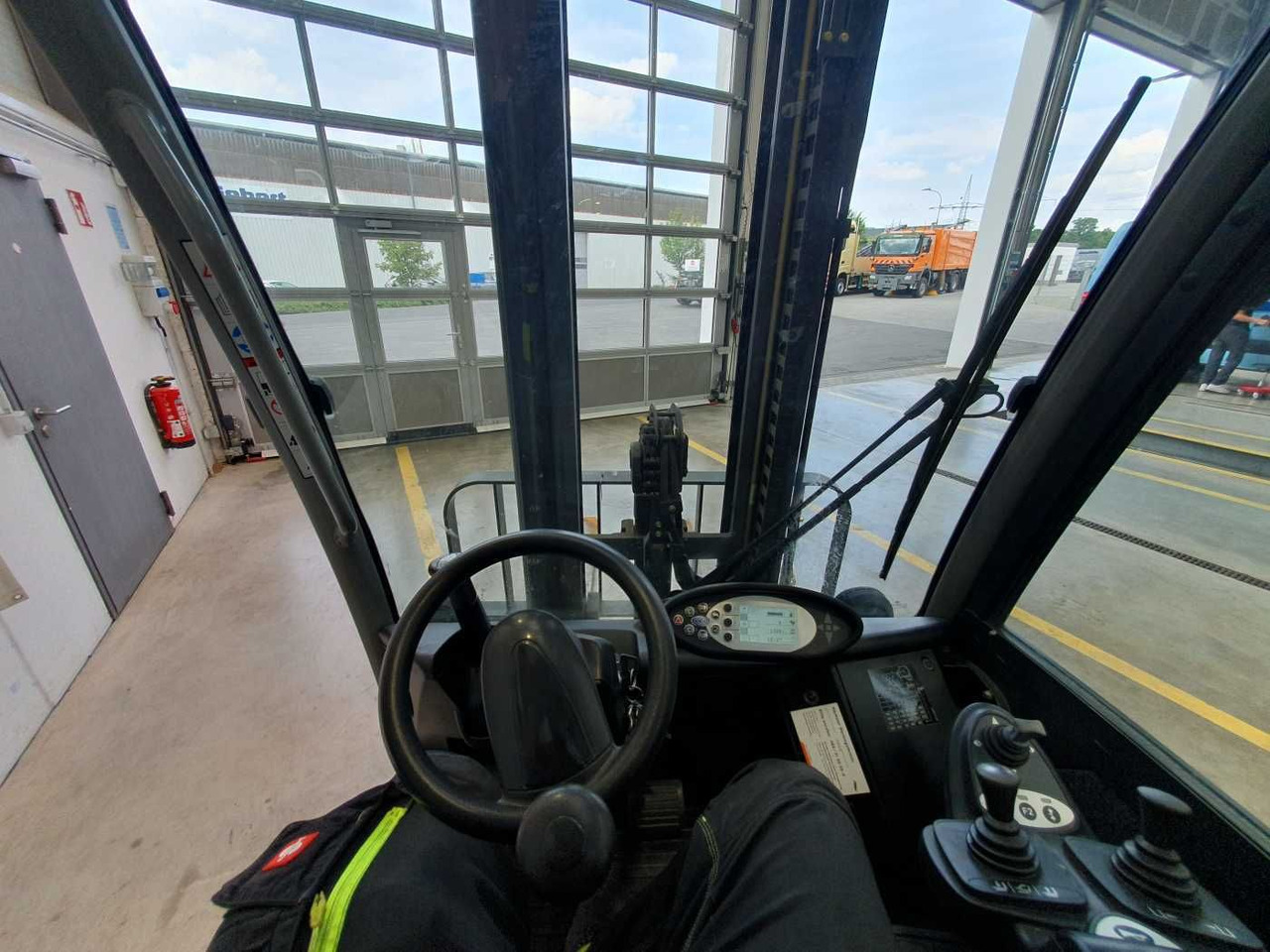 Still RX70-35 / Duplex: 3.40m / nur 1.328h! / SS leasing Still RX70-35 / Duplex: 3.40m / nur 1.328h! / SS: obrázek 12