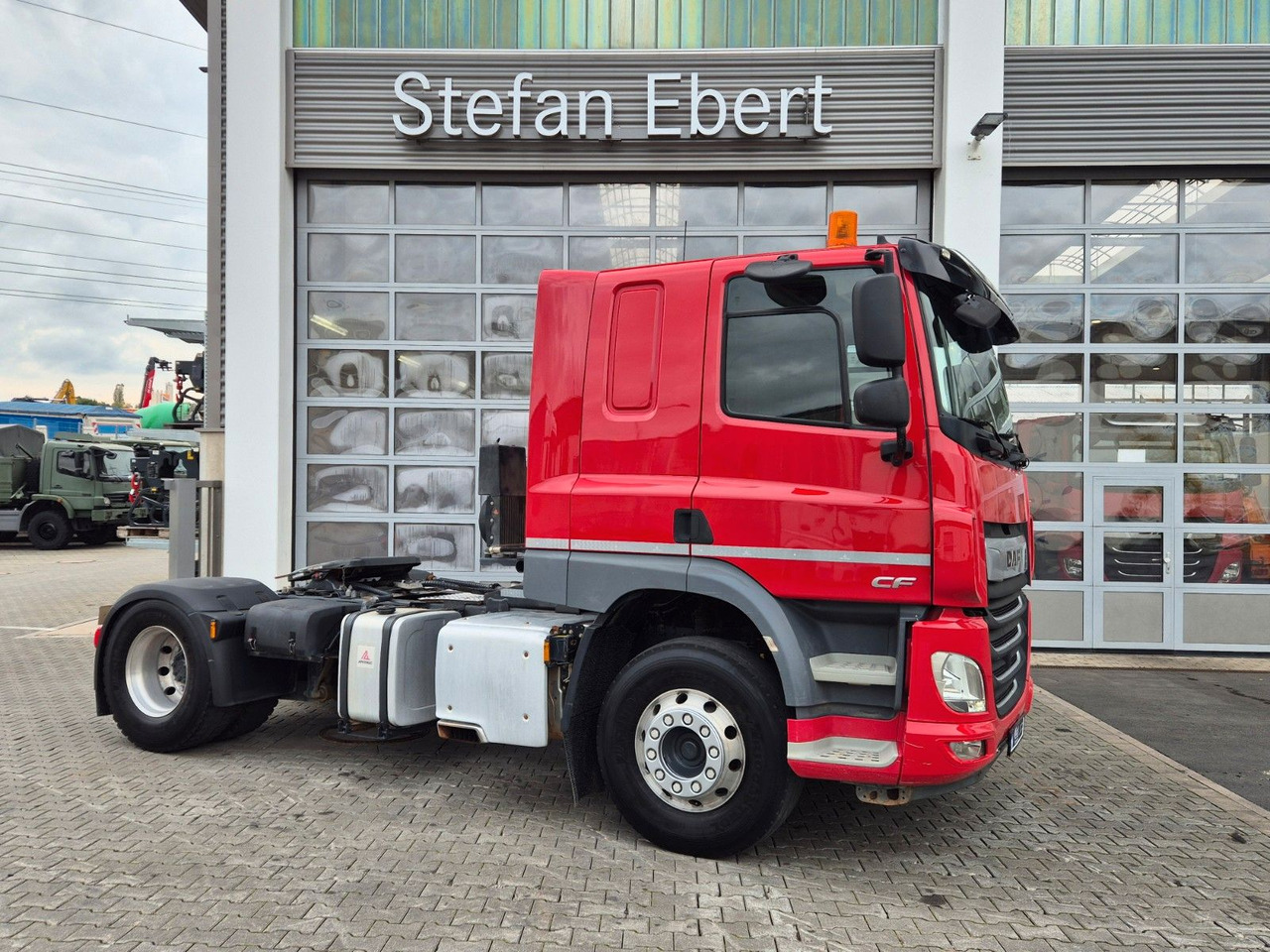 DAF CF 450 FT 4x2 Hydraulik Alu-Felgen Bett - Tahač: obrázek 4 DAF CF 450 FT 4x2 Hydraulik Alu-Felgen Bett - Tahač: obrázek 4