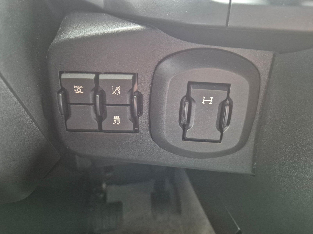 Tahač Iveco X-Way AS440X58T/FP ON 4x2 Hydraulik Mirror-Cams: obrázek 26 Tahač Iveco X-Way AS440X58T/FP ON 4x2 Hydraulik Mirror-Cams: obrázek 26