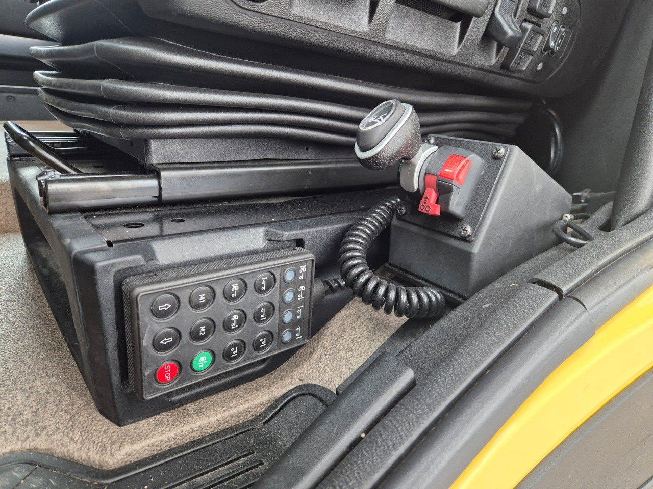 Tahač Iveco X-Way AS440X58T/FP ON 4x2 Hydraulik Mirror-Cams: obrázek 14 Tahač Iveco X-Way AS440X58T/FP ON 4x2 Hydraulik Mirror-Cams: obrázek 14