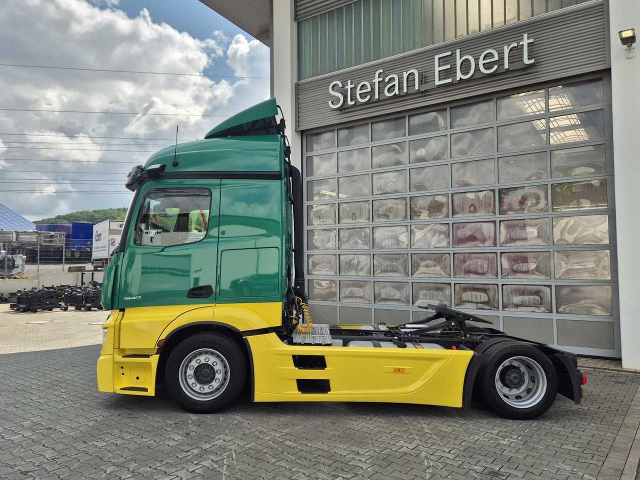 Mercedes-Benz Actros 1840 LSnRL Retarder Hubsattelplatte Xenon - Tahač: obrázek 5 Mercedes-Benz Actros 1840 LSnRL Retarder Hubsattelplatte Xenon - Tahač: obrázek 5
