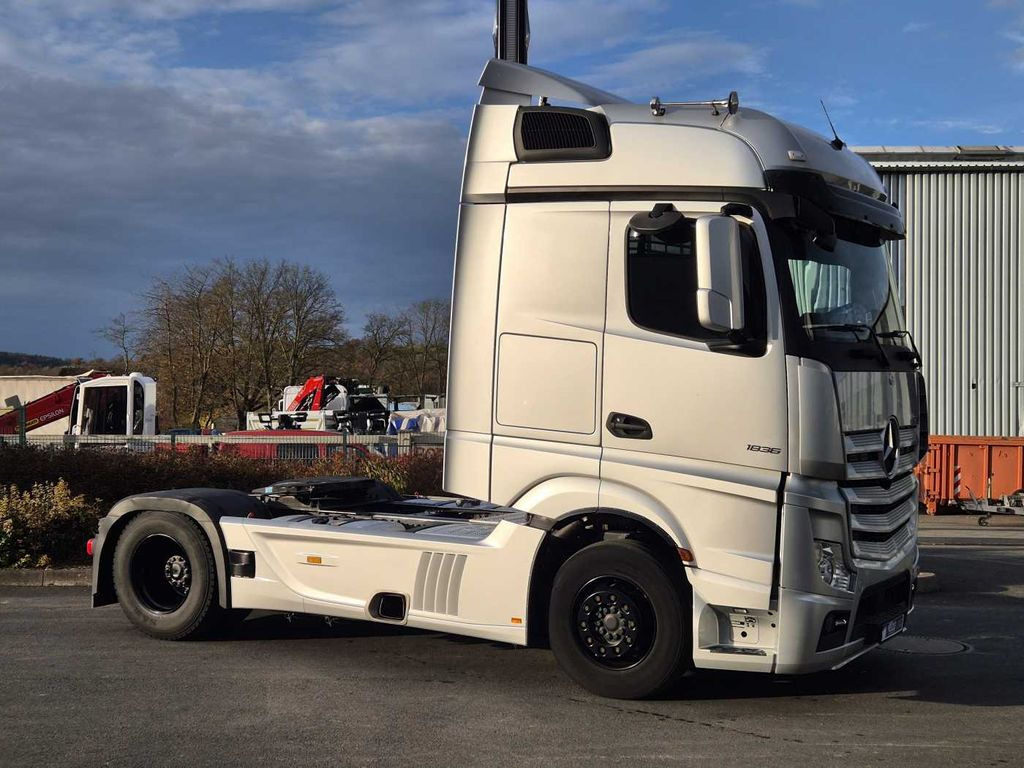 Mercedes-Benz Actros 1851 LS Öl-Retarder HPEB BigSpace PPC - Tahač: obrázek 4 Mercedes-Benz Actros 1851 LS Öl-Retarder HPEB BigSpace PPC - Tahač: obrázek 4
