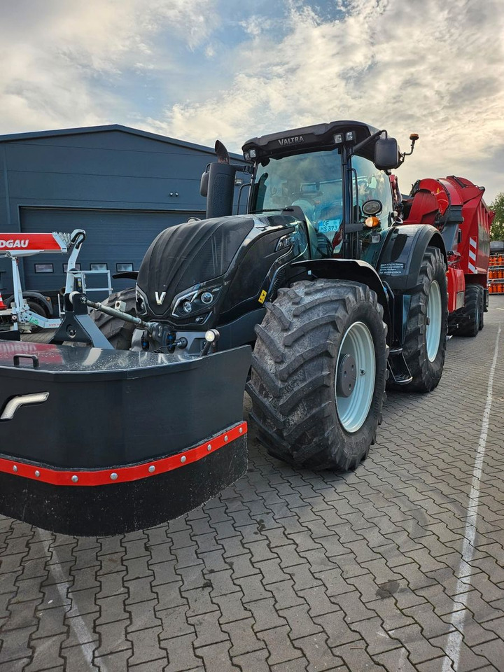 Valtra S374 / nur: 1.980h! / 06.2017 / Holzhacker - Štěpkovač: obrázek 5 Valtra S374 / nur: 1.980h! / 06.2017 / Holzhacker - Štěpkovač: obrázek 5