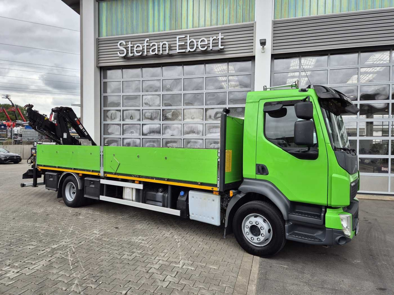 Volvo FL 42 R Kran Hiab XS 088 Funk bis 14 m! Kamera - Nákladní automobil valníkový/ Plošinový, Auto s hydraulickou rukou: obrázek 5 Volvo FL 42 R Kran Hiab XS 088 Funk bis 14 m! Kamera - Nákladní automobil valníkový/ Plošinový, Auto s hydraulickou rukou: obrázek 5