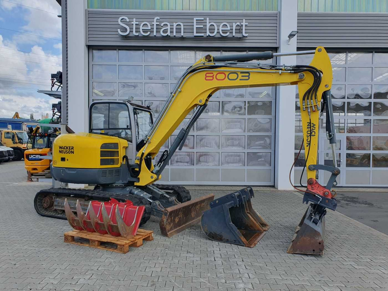 Wacker 8003 / MS08 / nur 4.035h / 2014 / Löffelpaket - Mini rýpadlo: obrázek 1 Wacker 8003 / MS08 / nur 4.035h / 2014 / Löffelpaket - Mini rýpadlo: obrázek 1