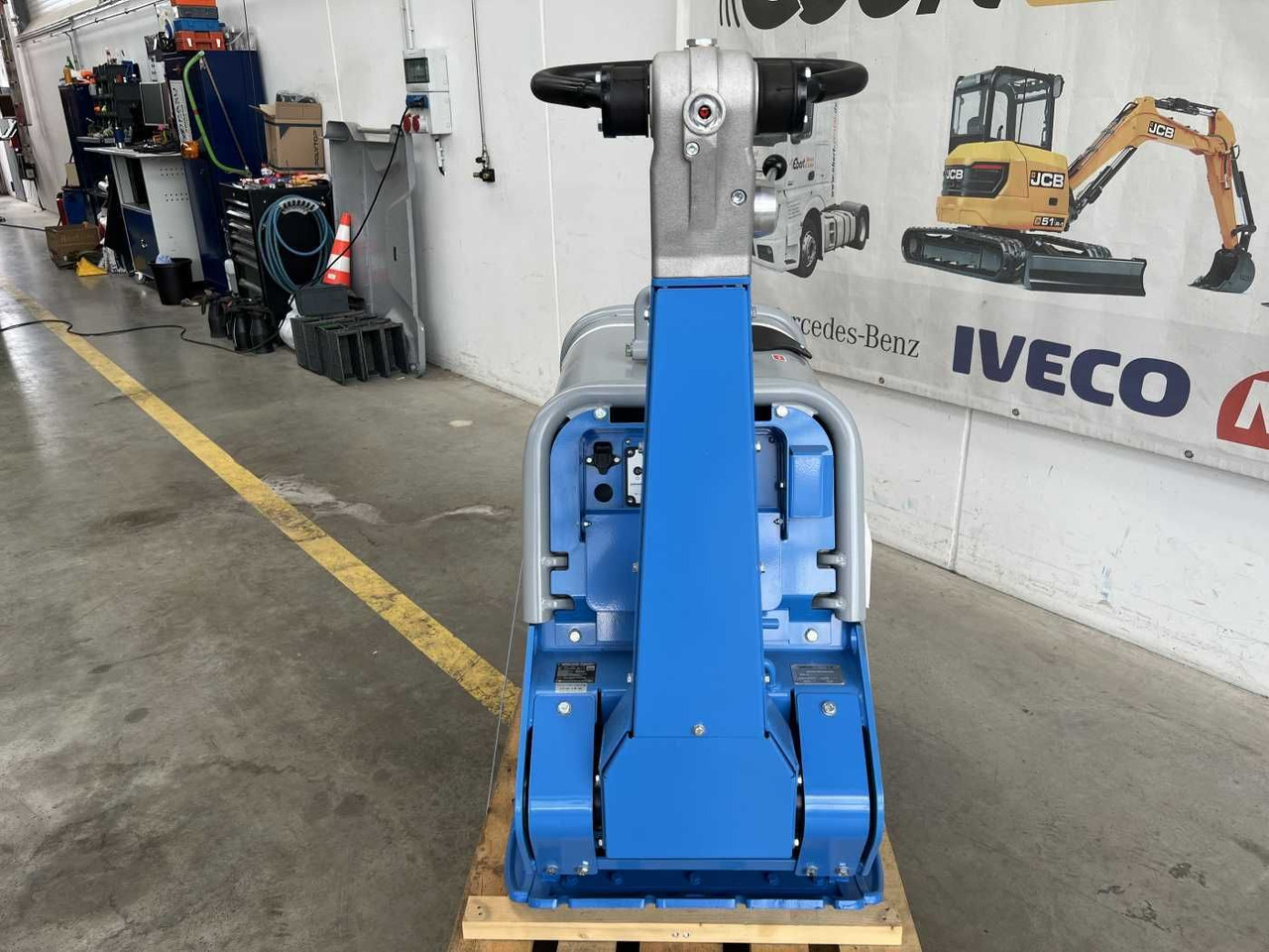 Weber CR 8 MDM Hatz-Diesel / 601kg / DEMO / 2022 - Vibrační deska: obrázek 5 Weber CR 8 MDM Hatz-Diesel / 601kg / DEMO / 2022 - Vibrační deska: obrázek 5