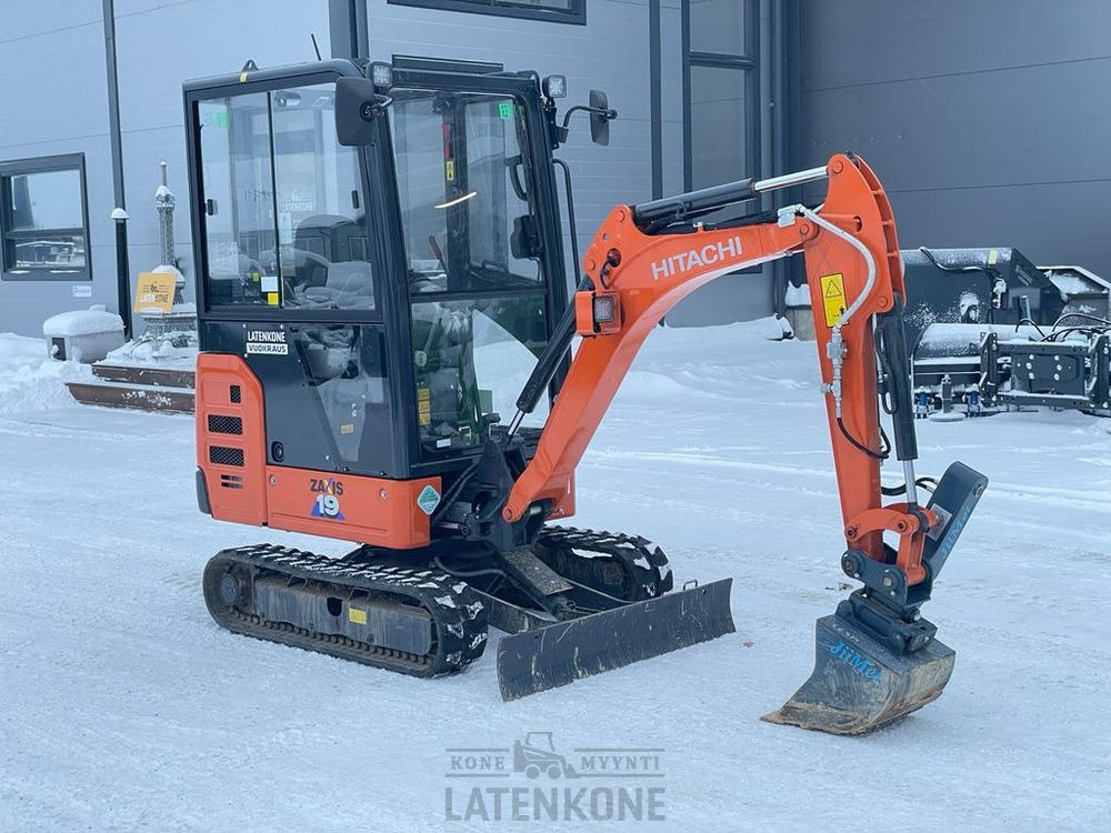 Hitachi ZX 19-6 kaivinkone - Pásové rýpadlo: obrázek 2 Hitachi ZX 19-6 kaivinkone - Pásové rýpadlo: obrázek 2
