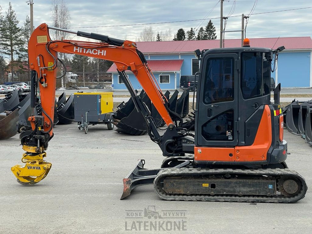 Hitachi ZX 48U-5A kaivinkone - Pásové rýpadlo: obrázek 5 Hitachi ZX 48U-5A kaivinkone - Pásové rýpadlo: obrázek 5