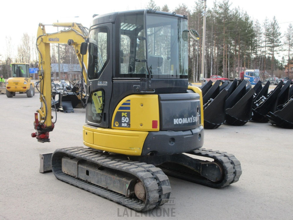 Pásové rýpadlo Komatsu PC50MR PETOKSELLA VIETY LÖYTÖPALKKIO STOLEN: obrázek 6