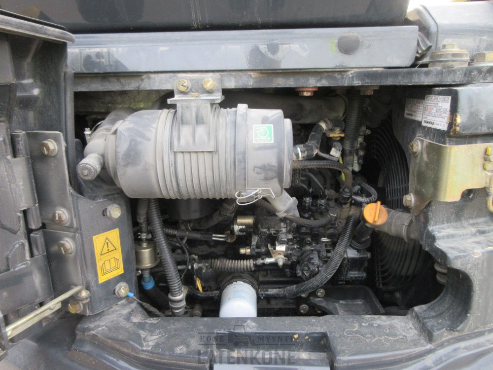 Pásové rýpadlo Komatsu PC50MR PETOKSELLA VIETY LÖYTÖPALKKIO STOLEN: obrázek 17