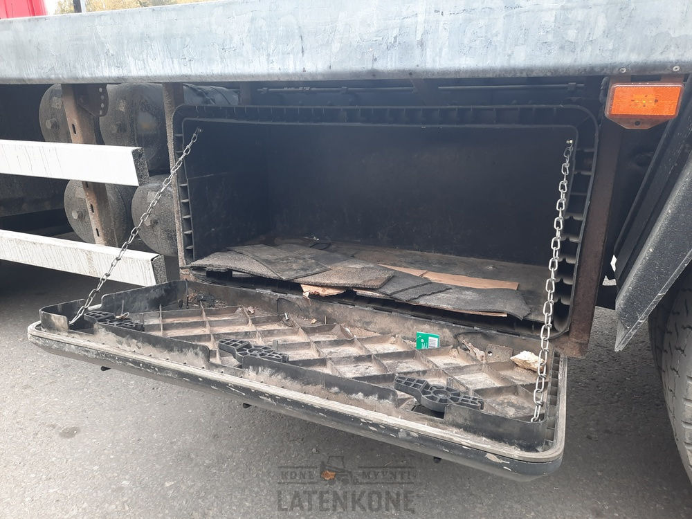 Přepravník automobilů Scania P380 8x2 koneenkuljetusauto: obrázek 10