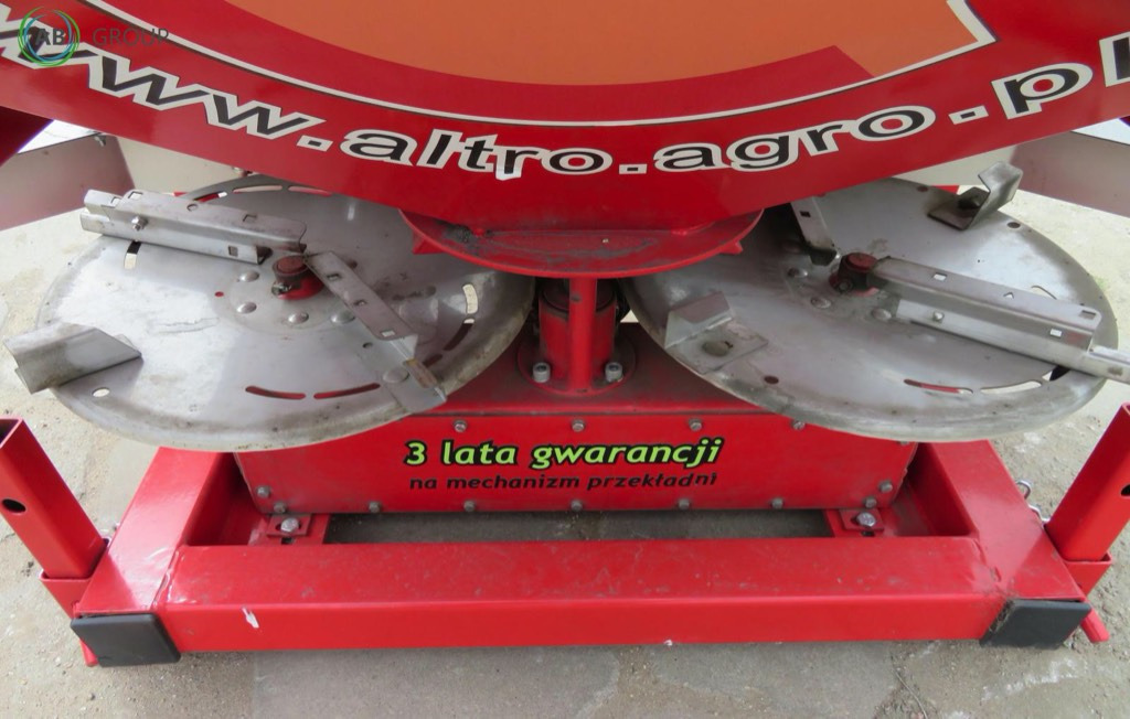 Altro fertilizer spreader RN-600 - Rozmetadlo hnoje: obrázek 3 Altro fertilizer spreader RN-600 - Rozmetadlo hnoje: obrázek 3