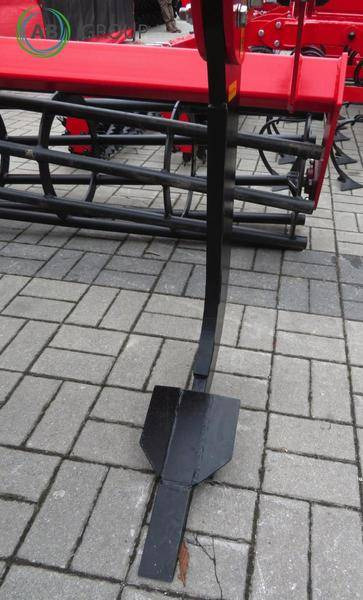 Awemak modular subsoiler Shorti (3 teeth) - Podrývák: obrázek 4 Awemak modular subsoiler Shorti (3 teeth) - Podrývák: obrázek 4