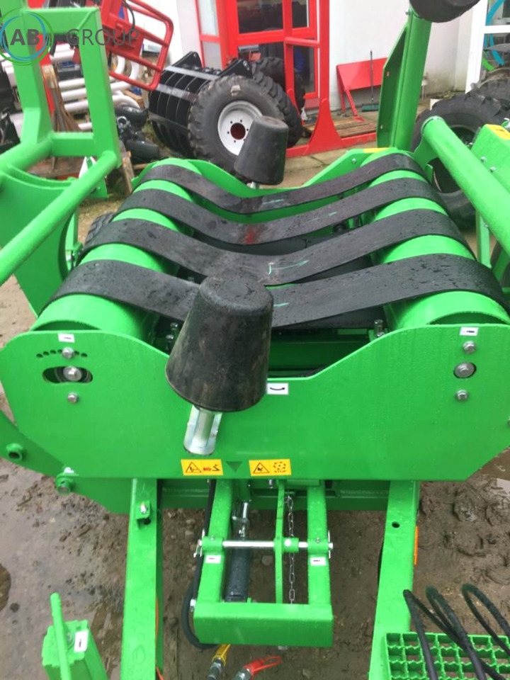 Inter-Tech self loading bale wrap GO01 - Ovíječka: obrázek 4 Inter-Tech self loading bale wrap GO01 - Ovíječka: obrázek 4