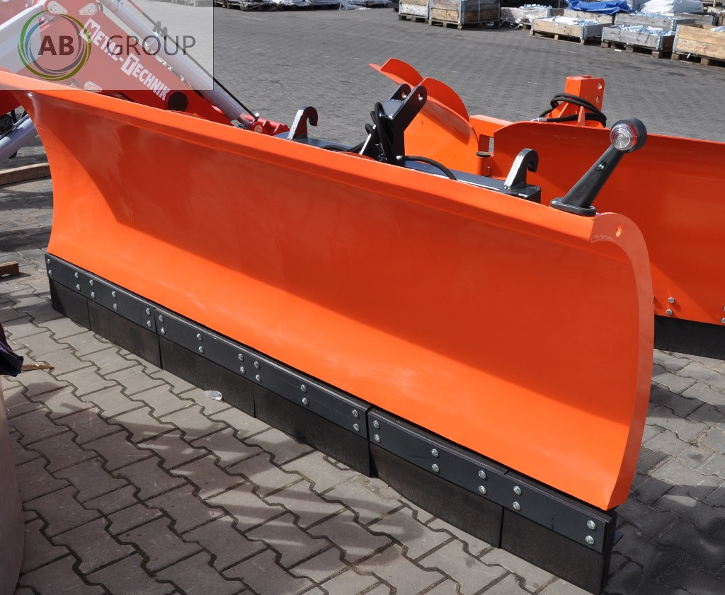 Metal-Technik snow plow 3.0 m category II - Sněžný pluh pro Zemědělská technika: obrázek 4 Metal-Technik snow plow 3.0 m category II - Sněžný pluh pro Zemědělská technika: obrázek 4