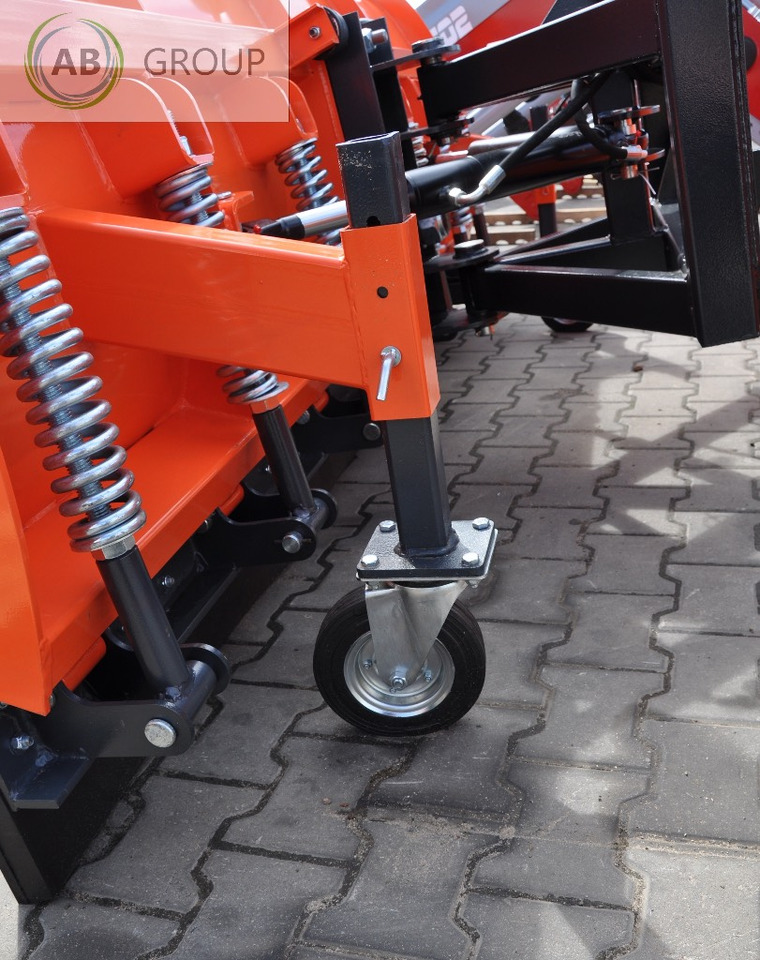 Metal-Technik snow plow 3.0 m category II - Sněžný pluh pro Zemědělská technika: obrázek 2 Metal-Technik snow plow 3.0 m category II - Sněžný pluh pro Zemědělská technika: obrázek 2