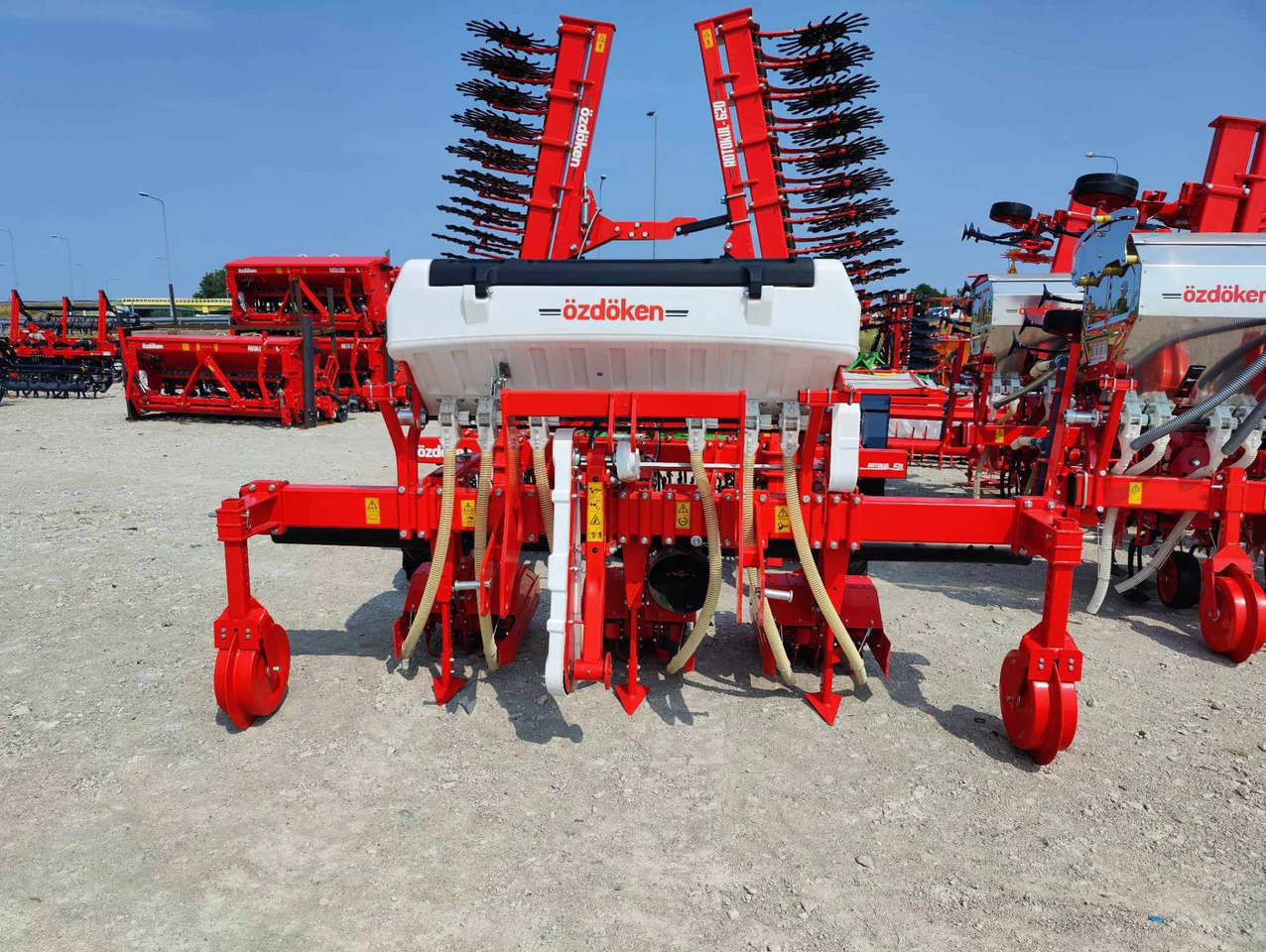 Ozdoken inter-row tiller ACM-SF3 - on stock - Rotavátor: obrázek 2 Ozdoken inter-row tiller ACM-SF3 - on stock - Rotavátor: obrázek 2