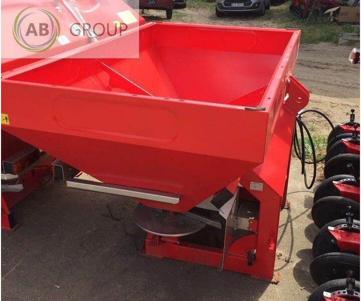 Woprol rozsiewacz do nawozu JUNIOR II 600, 600 l - Rozmetadlo hnoje: obrázek 2 Woprol rozsiewacz do nawozu JUNIOR II 600, 600 l - Rozmetadlo hnoje: obrázek 2