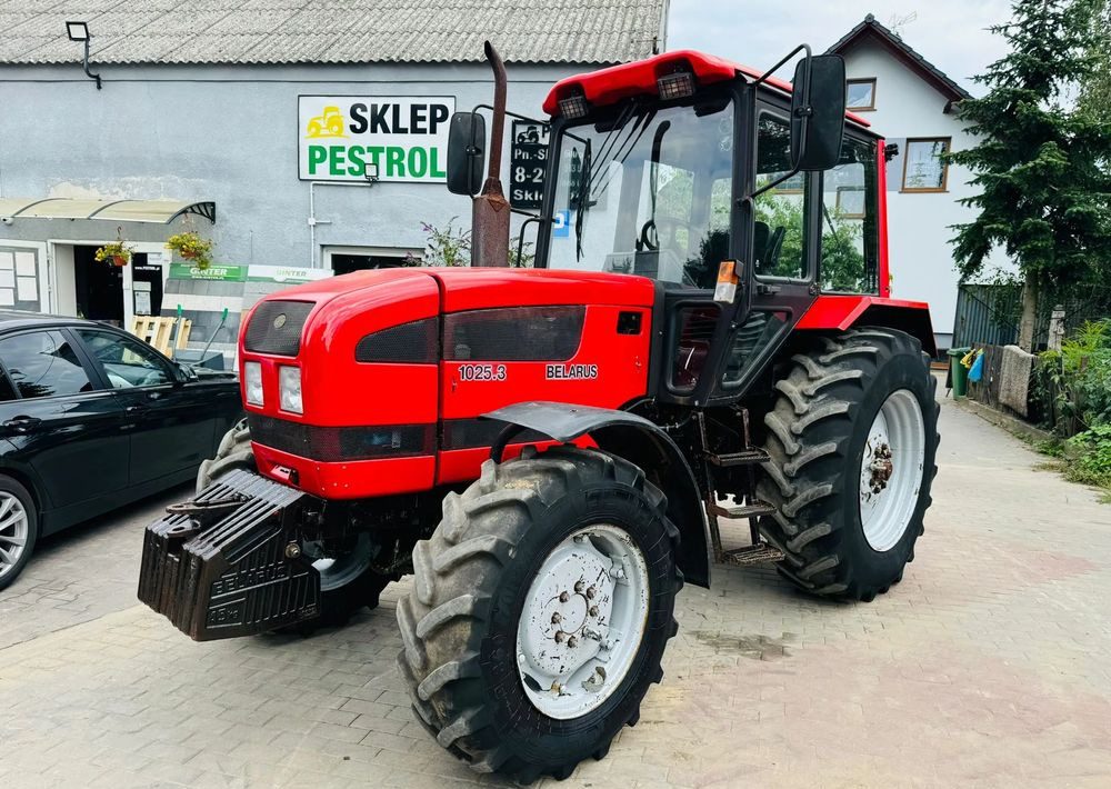 Belarus 1025.3 - Traktor: obrázek 2 Belarus 1025.3 - Traktor: obrázek 2