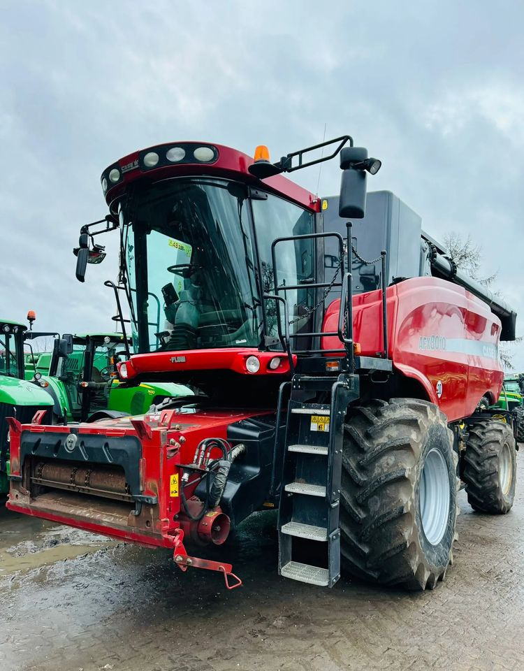 Case IH AFH 8010 - Sklízecí mlátička: obrázek 4 Case IH AFH 8010 - Sklízecí mlátička: obrázek 4