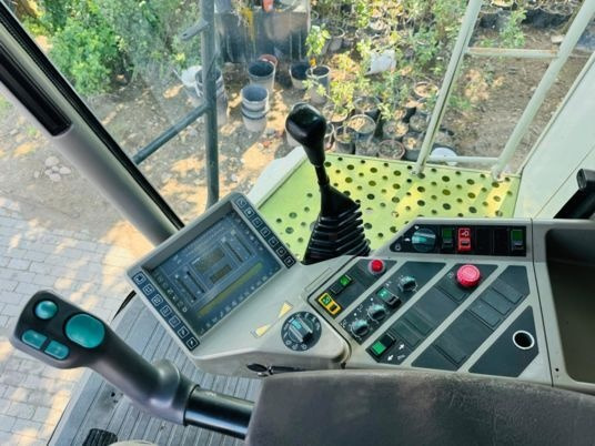 Claas LEXION 440 - Sklízecí mlátička: obrázek 5 Claas LEXION 440 - Sklízecí mlátička: obrázek 5