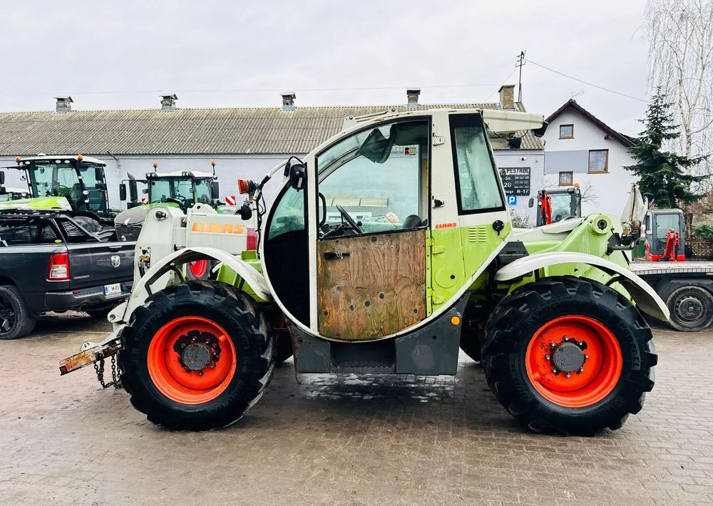 Claas TARGO K50 - Teleskopický manipulátor: obrázek 2 Claas TARGO K50 - Teleskopický manipulátor: obrázek 2