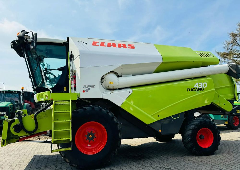 Claas Tucano 430 APS - Sklízecí mlátička: obrázek 1 Claas Tucano 430 APS - Sklízecí mlátička: obrázek 1