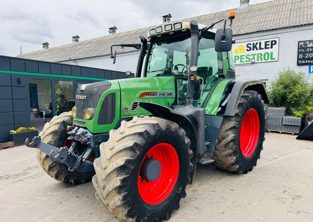 Fendt 716 Vario - Traktor: obrázek 3 Fendt 716 Vario - Traktor: obrázek 3
