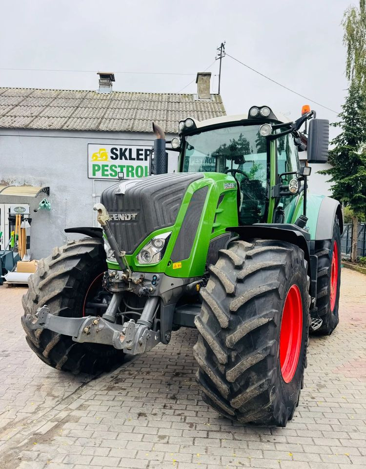 Fendt 828 Vario Profi Plus - Traktor: obrázek 4 Fendt 828 Vario Profi Plus - Traktor: obrázek 4