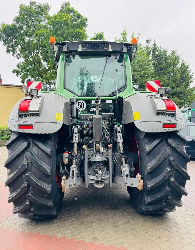 Fendt 828 Vario Profi Plus - Traktor: obrázek 3 Fendt 828 Vario Profi Plus - Traktor: obrázek 3